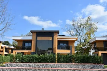 Yakut Villa
