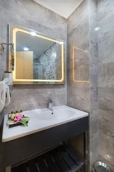 Amossia Elite Boutique Hotel
