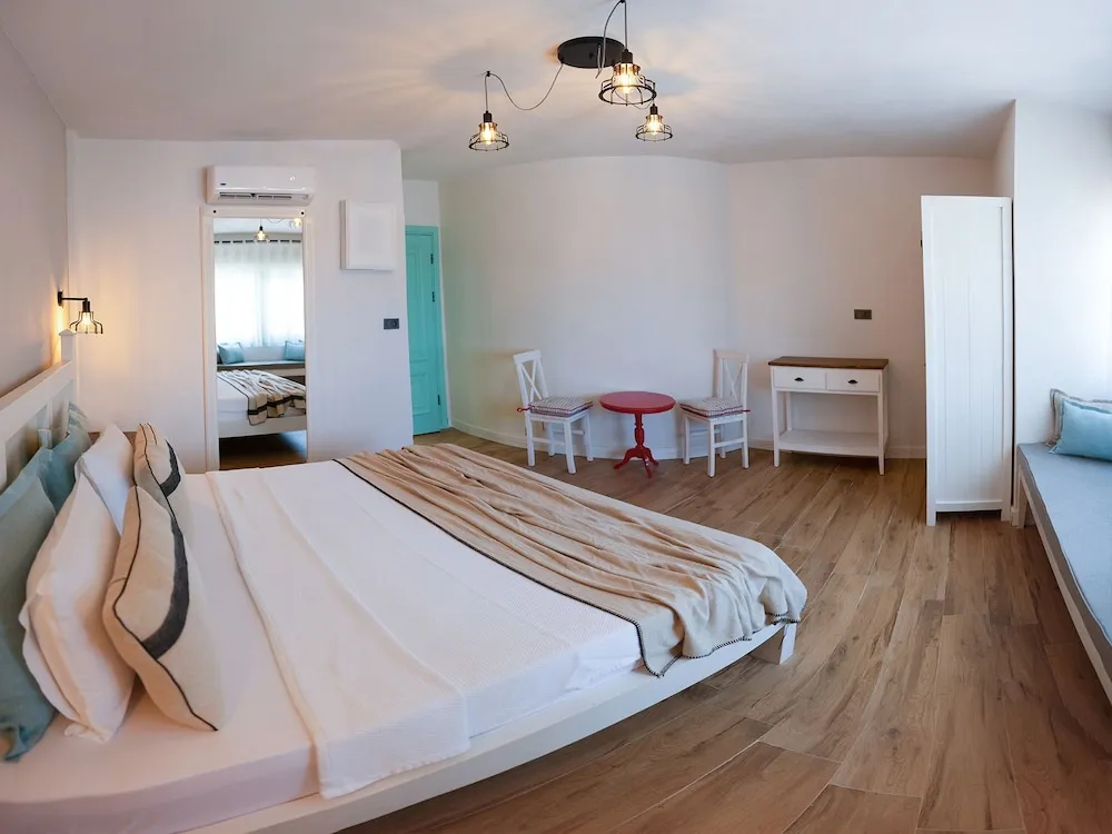 Deluxe Oda, Tepe Manzaralı (Bay Window)