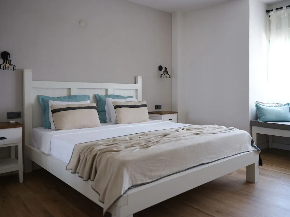 Deluxe Oda, Tepe Manzaralı (Bay Window)