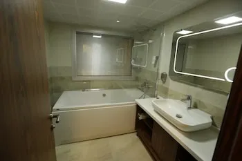 Can Deluxe Hotel