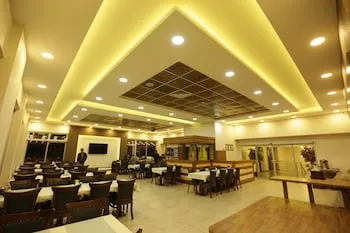 Can Deluxe Hotel