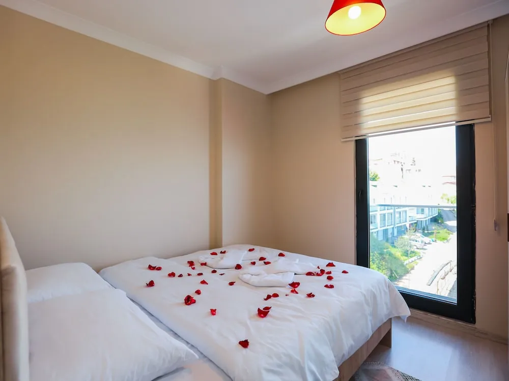 Apart Daire, 2 Yatak Odası, Kısmi Deniz Manzaralı