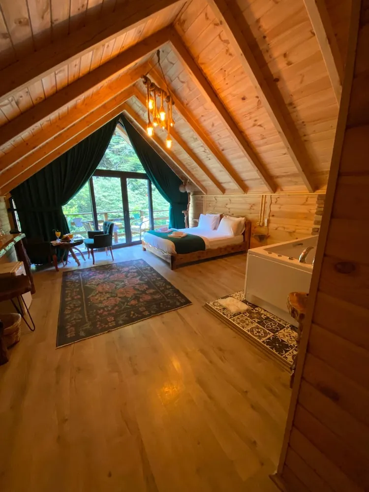 Luxury Bungalow, River View