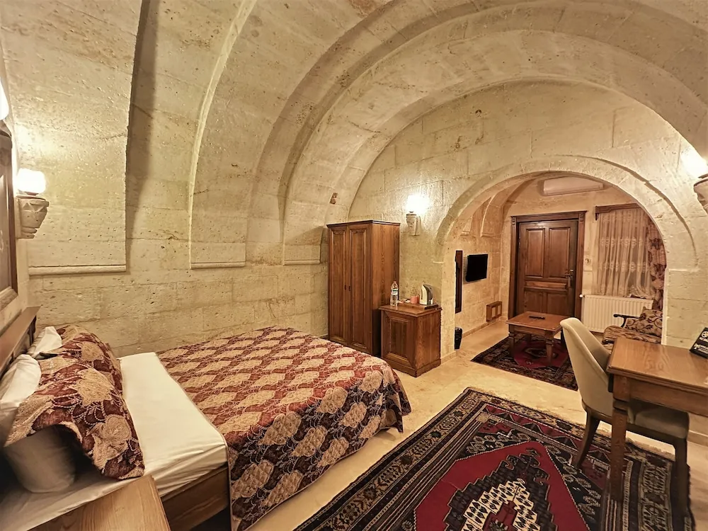 Standard Tek Büyük Yataklı Oda