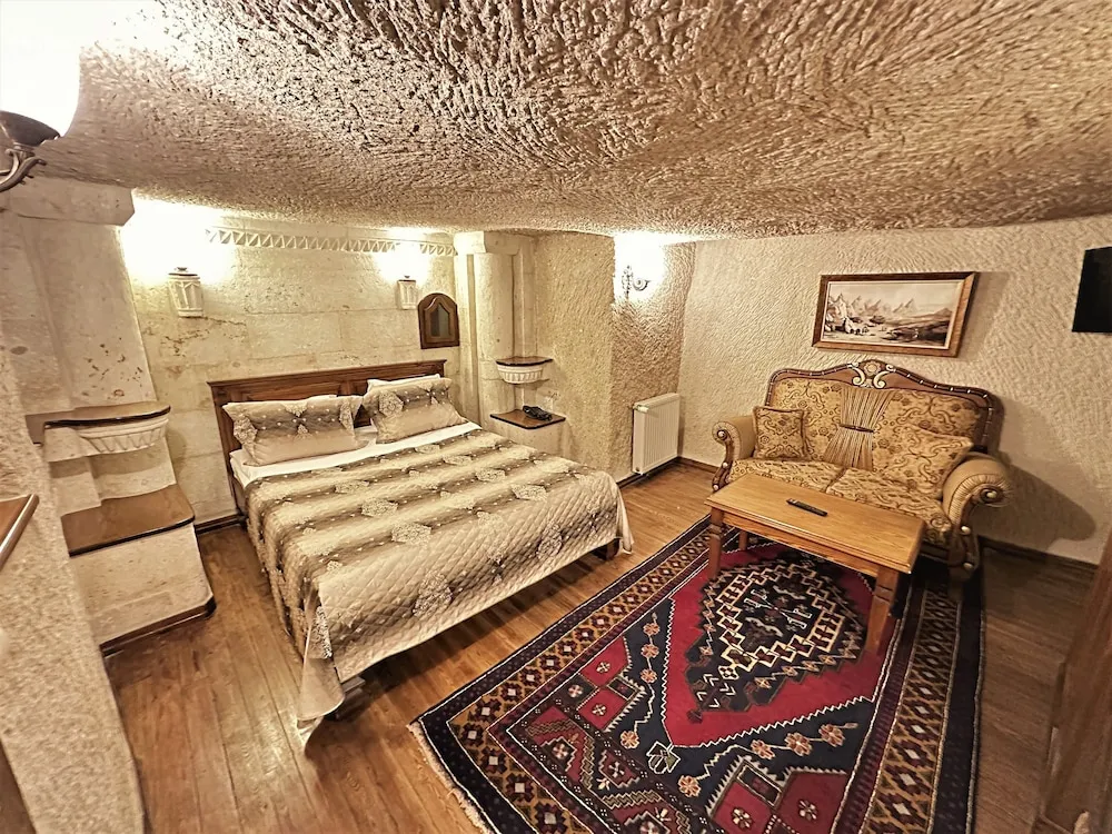 Family Cave Suite