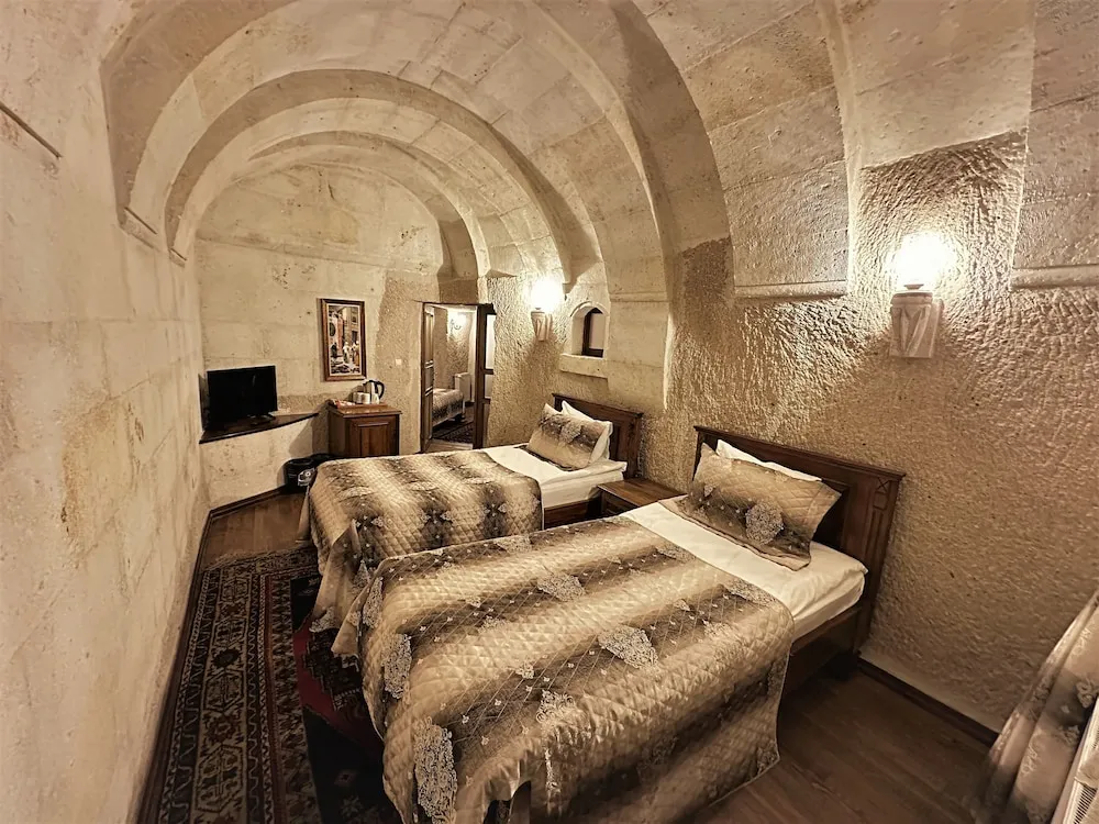 Family Cave Suite
