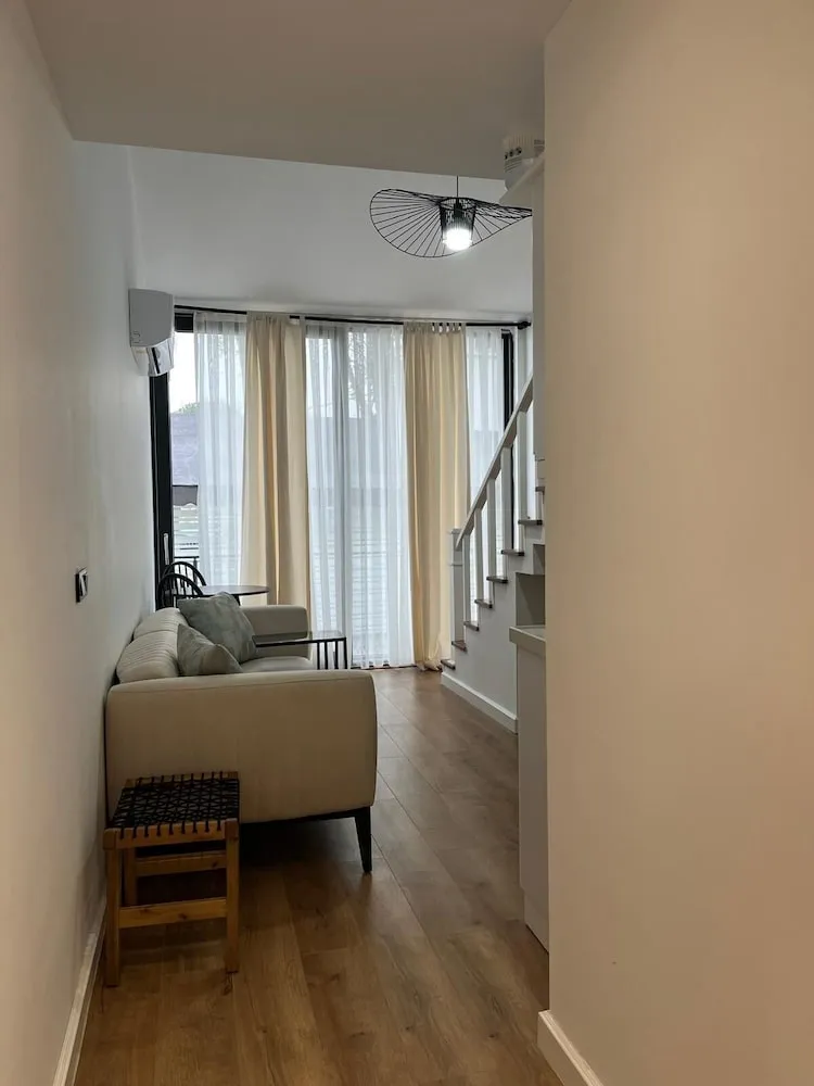 Business Oda, Balkon, Bahçe Manzaralı