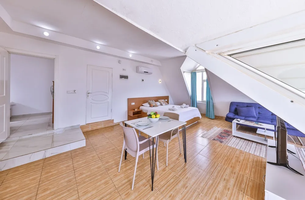 Classic Çatı Katı Süiti (Penthouse), 1 Yatak Odası, Mutfak, Deniz Manzaralı