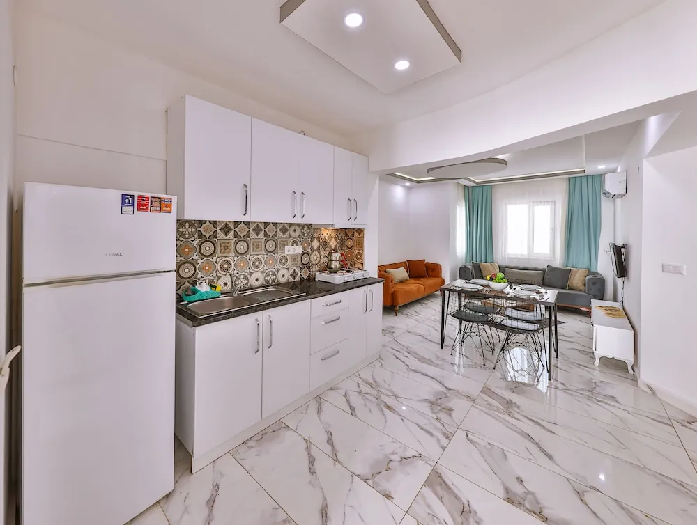 Standard Apart Daire, 1 Yatak Odası, Mutfak, Dağ Manzaralı