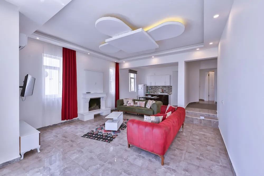 Grand Apart Daire, 2 Yatak Odası, Mutfak, Deniz Manzaralı