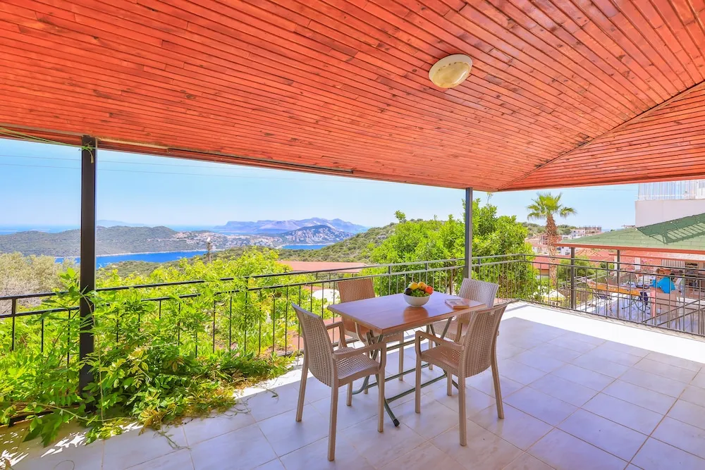 Grand Apart Daire, 2 Yatak Odası, Mutfak, Deniz Manzaralı