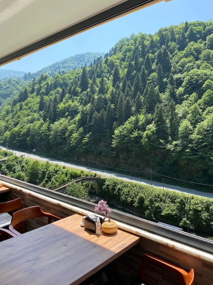 Honeymoon Tek Büyük Yataklı Oda, Nehir Manzaralı