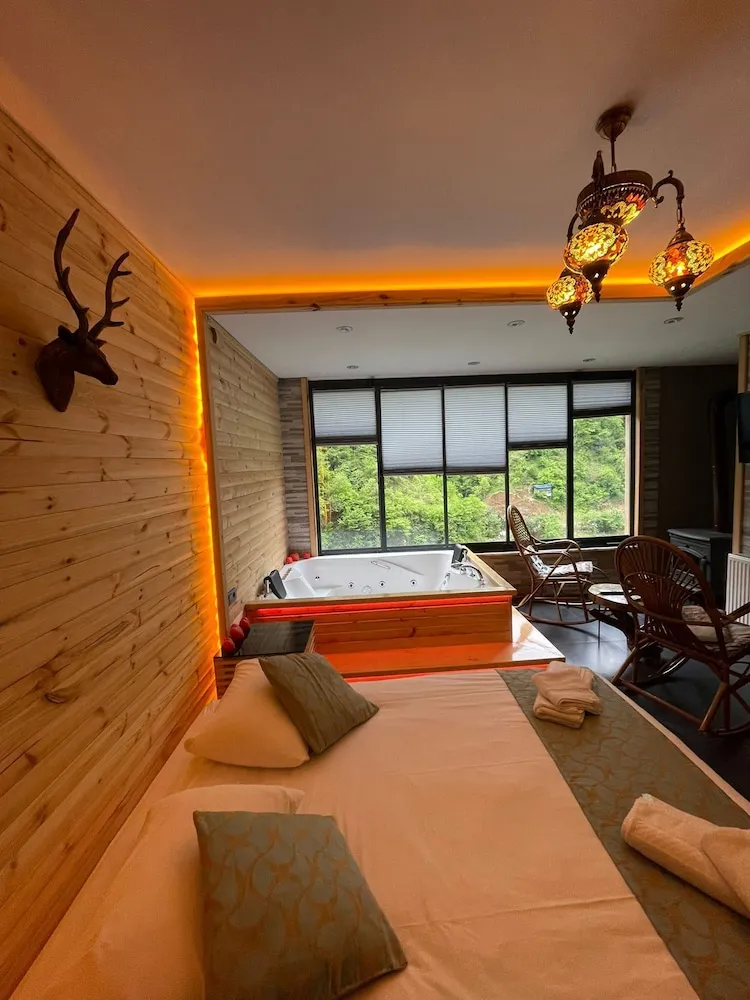 Honeymoon Tek Büyük Yataklı Oda, Nehir Manzaralı