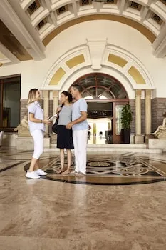 Robinson Nobilis - Her Şey Dâhil