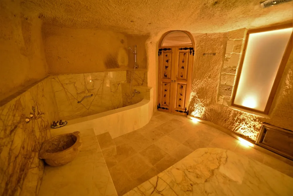 Premium Cave Room