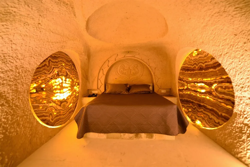 Premium Cave Room