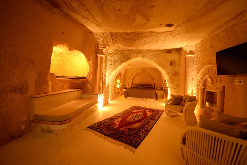 Premium Cave Room
