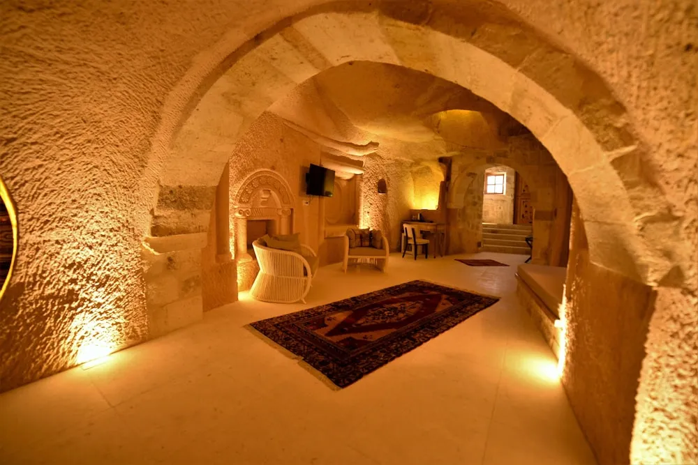 Premium Cave Room