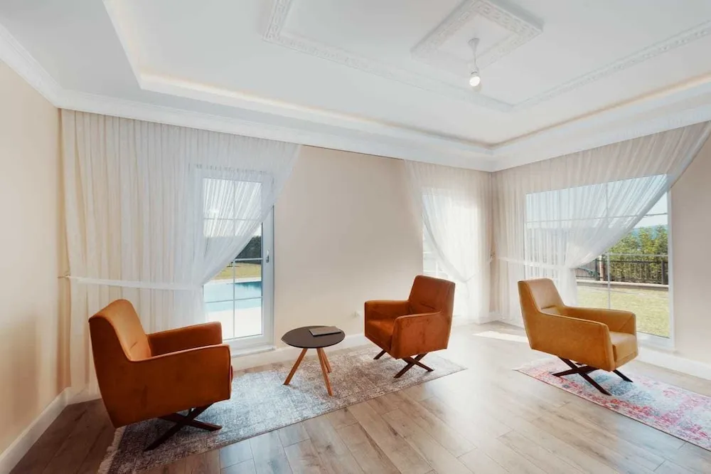 Deluxe Villa, 6 Yatak Odası, Göl Manzaralı