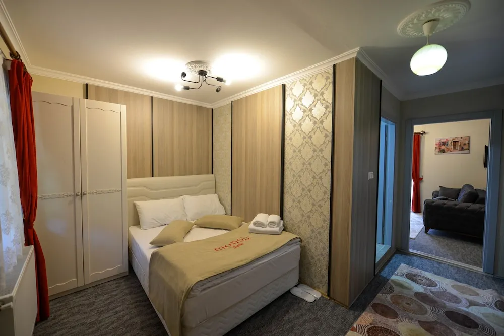 Traditional Apart Daire, Dağ Manzaralı