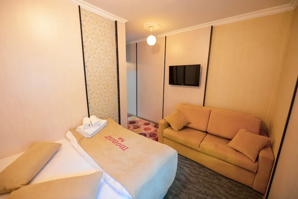 Grand Apart Daire, Dağ Manzaralı