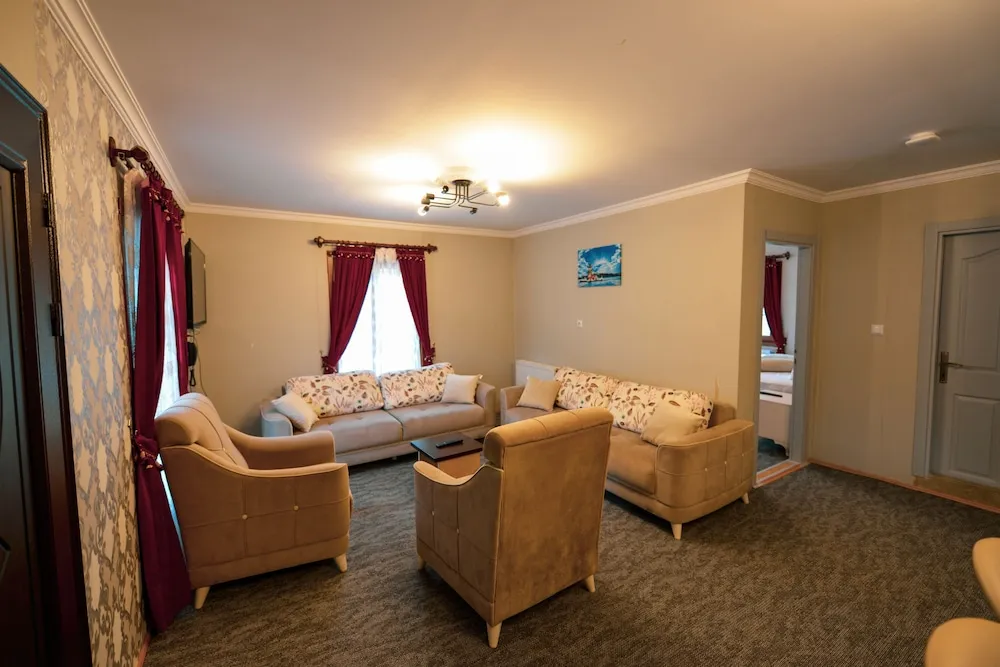 Royal Apart Daire, Dağ Manzaralı