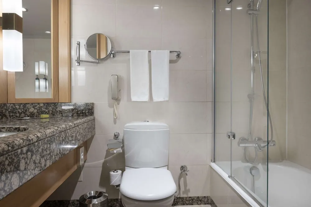 Hilton, Deluxe İki Ayrı Yataklı Oda