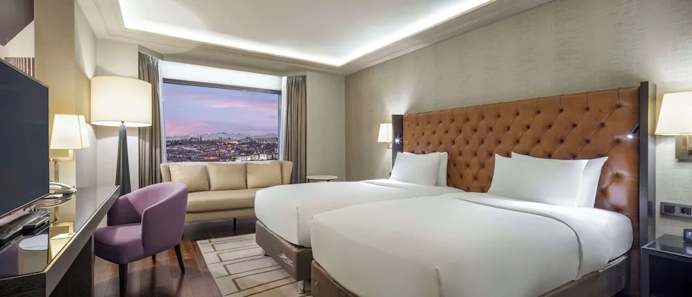 Executive İki Ayrı Yataklı Oda, Club Dinlenme Salonu Girişi