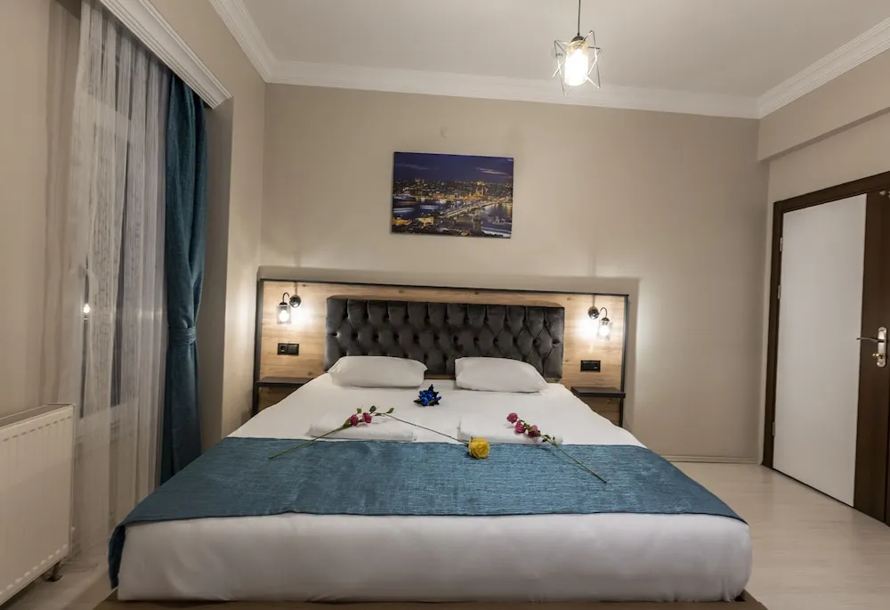 Luxury Üç Kişilik Oda