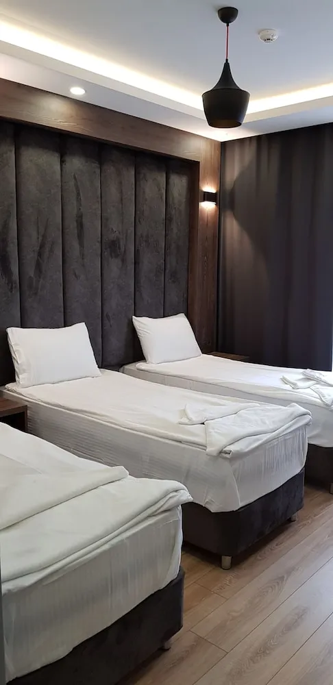 Standard Üç Kişilik Oda