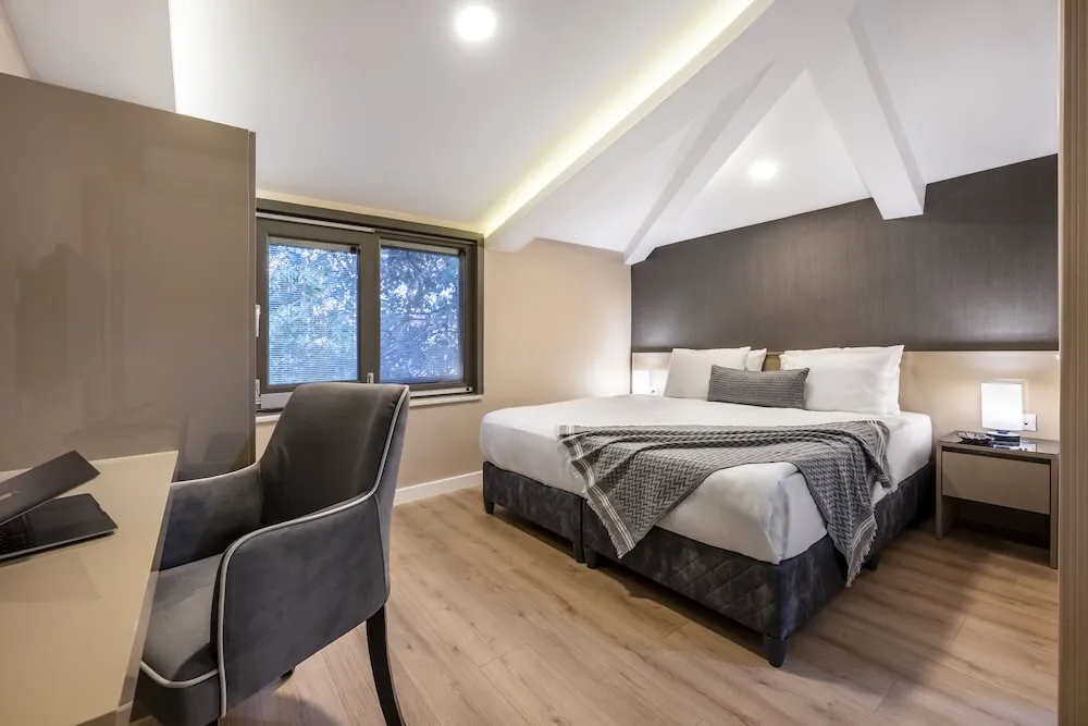 King Terrace Penthouse