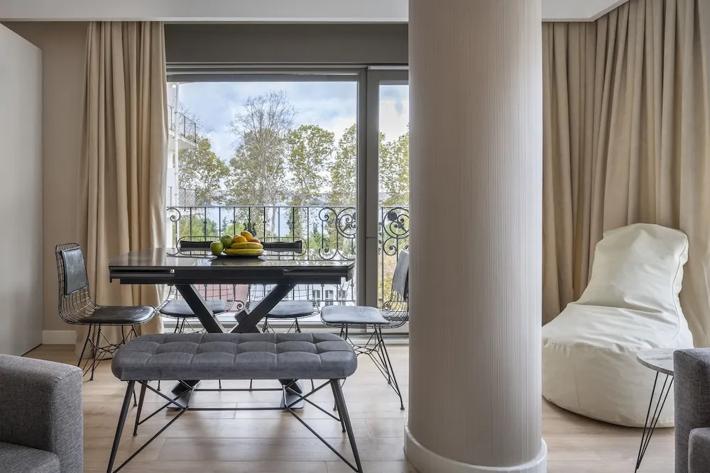 Sea View King Suite