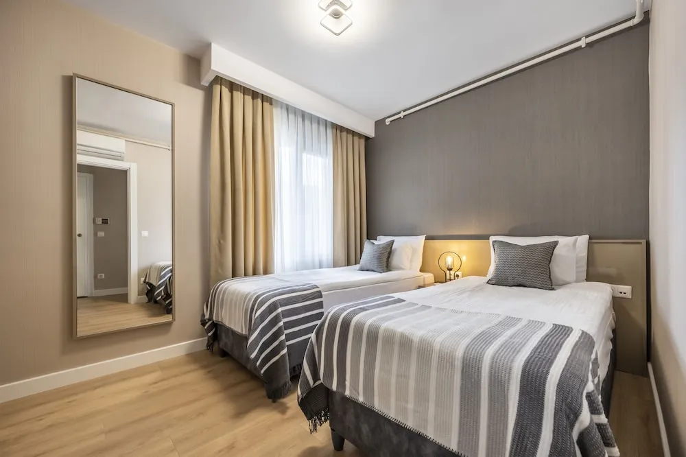 Sea View King Suite