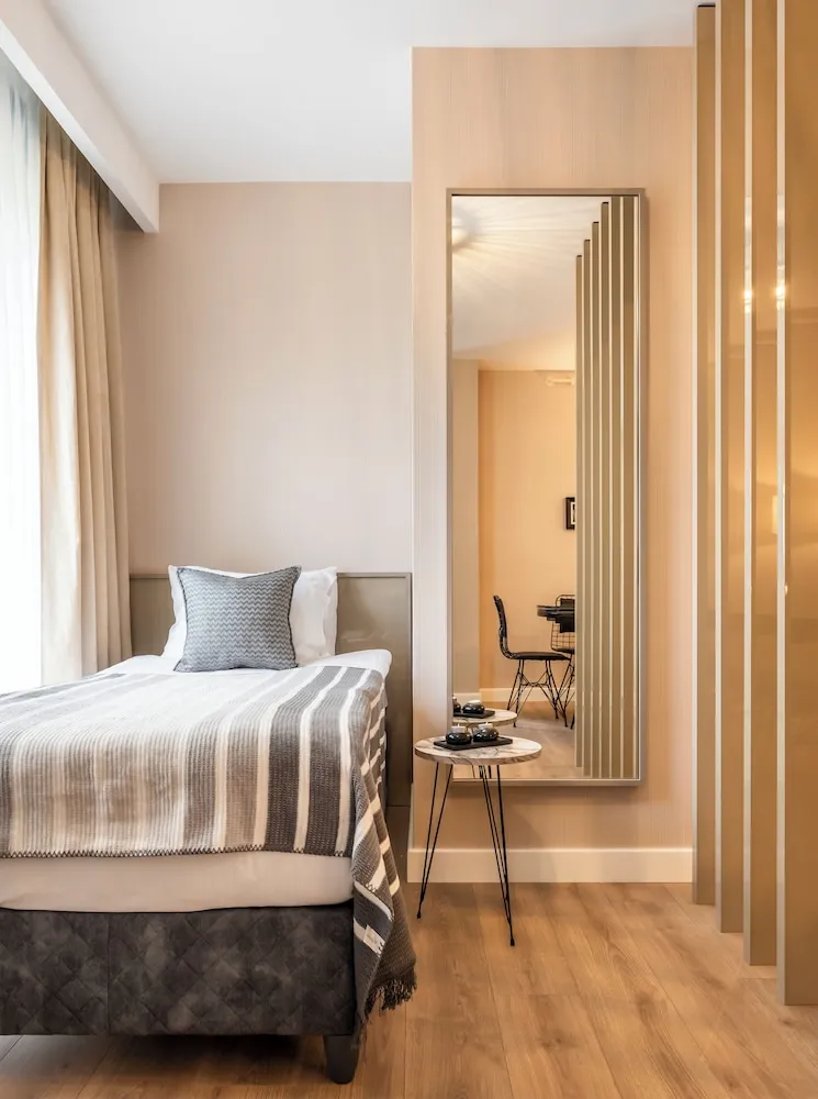 Executive King Suite
