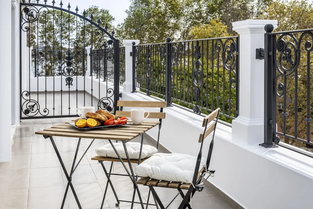 Queen Terrace Penthouse