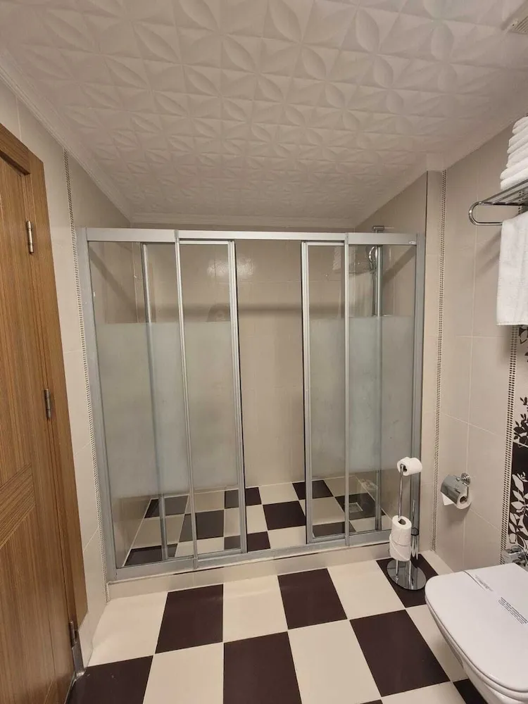 Suite Room