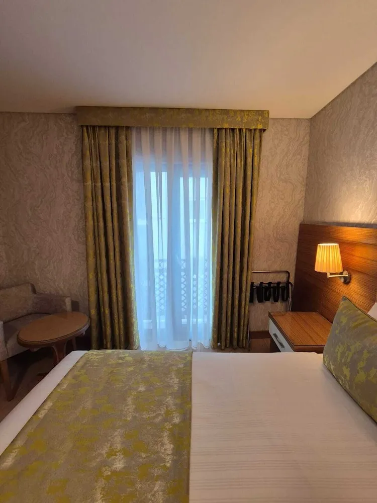 Suite Room