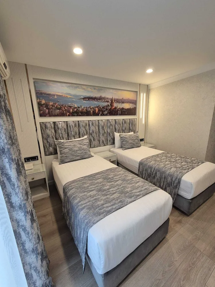 King Suite Room