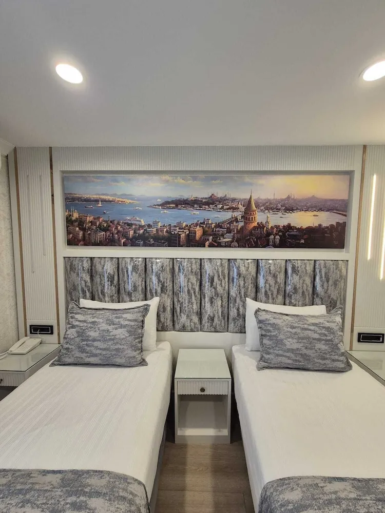 King Suite Room