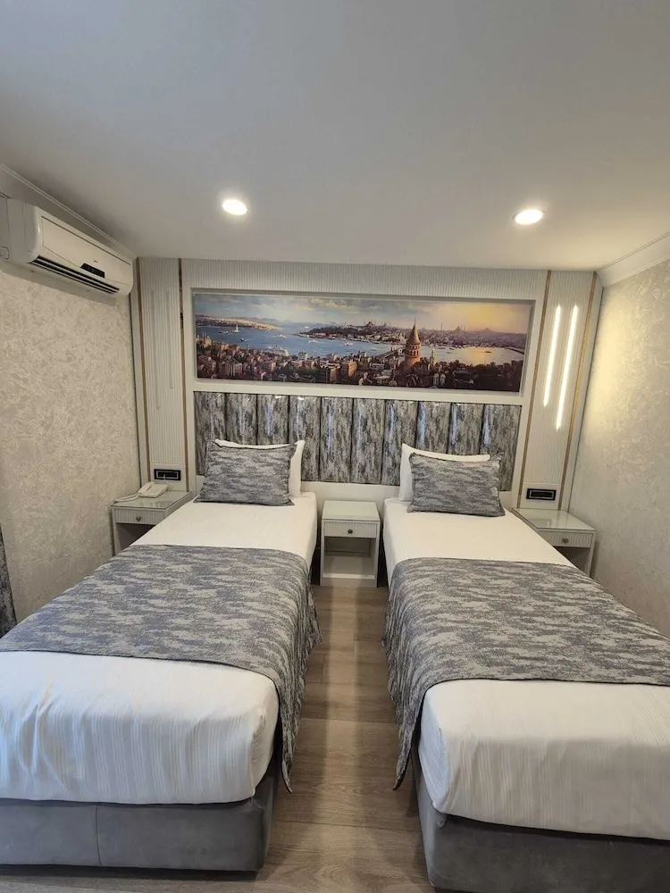 King Suite Room