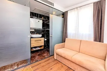 Neda Hotel İstanbul