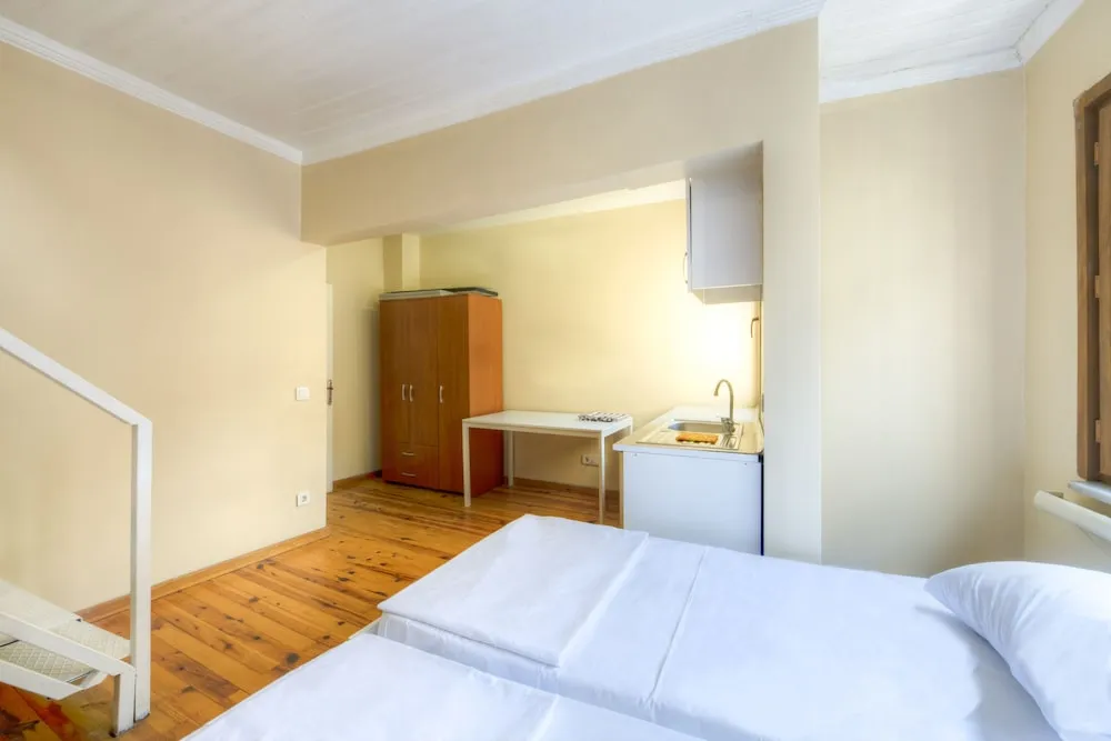 Economy Çatı Katı (Loft)