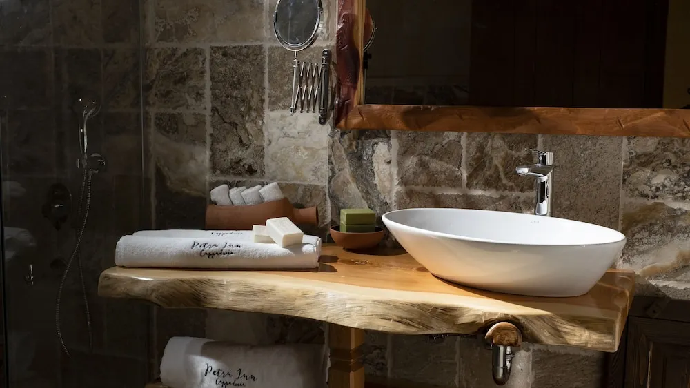 King Süit Balkonlu/Balkonsuz