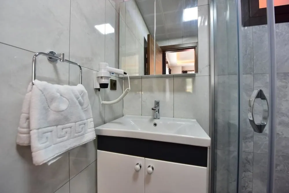 Apart Daire, 2 Yatak Odası, Balkon, Dağ Manzaralı (Queen)