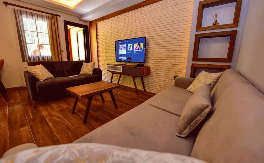 Apart Daire, 2 Yatak Odası, Balkon, Dağ Manzaralı (Queen)