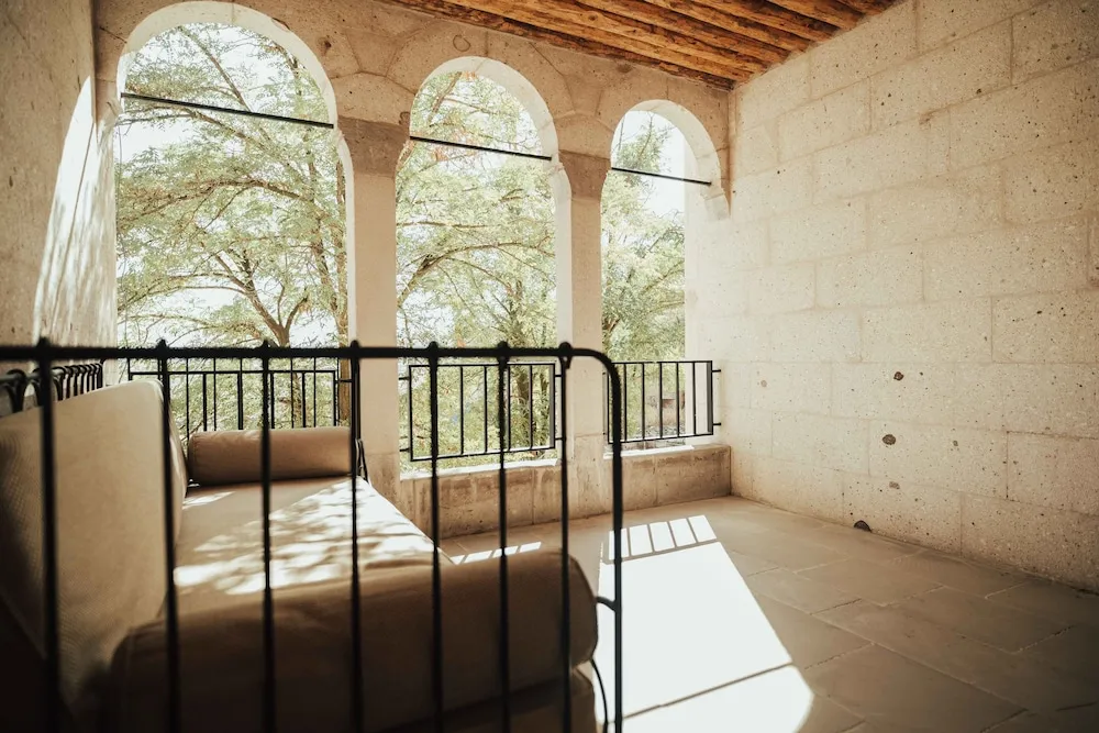 Standard Cave or Stone Room