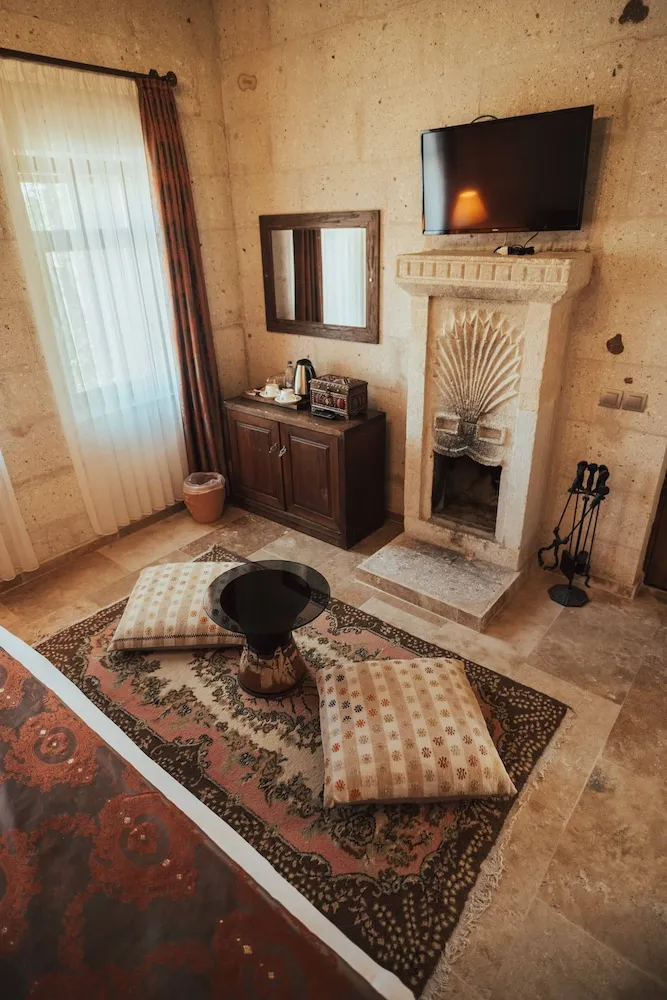 Standard Cave or Stone Room