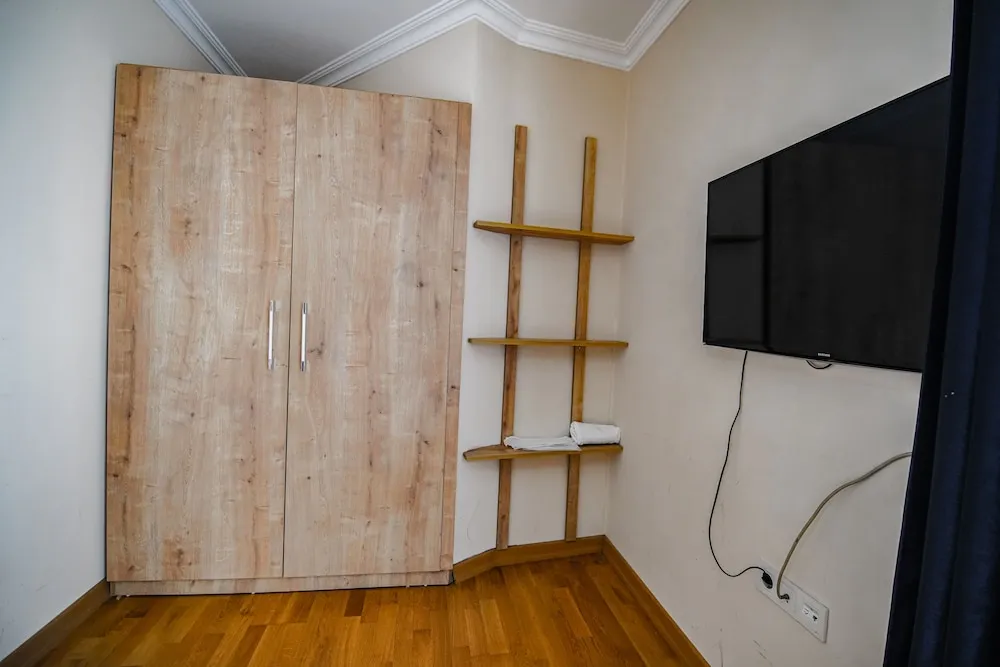 Comfort Triple Room, 1 Bedroom, City View (210m away with Kitchen)