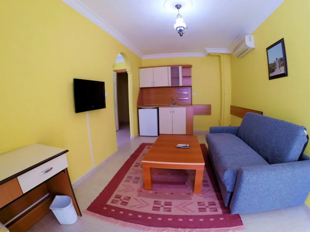 Business Tek Büyük veya İki Ayrı Yataklı Oda, 1 Yatak Odası, Bahçe Manzaralı